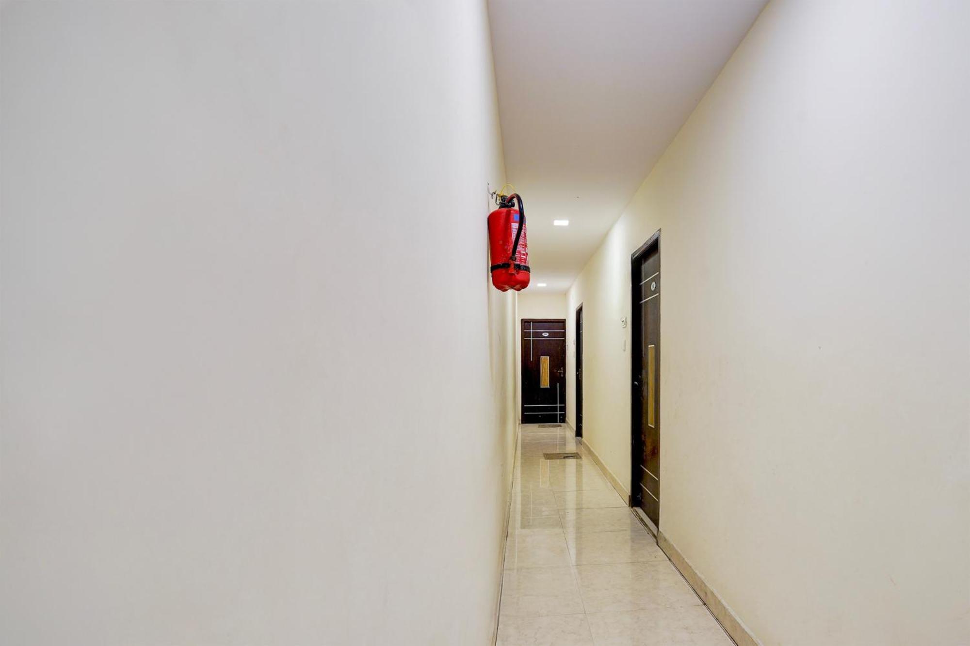Super Collection O Thousand Lights Chennai Exterior photo